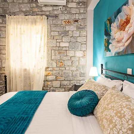 Beachfront Mani Luxury Stone Nest Steps From Sea * Kokkala